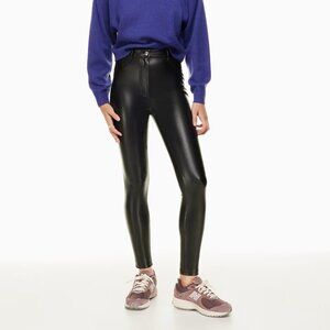 Aritzia Wilfred Free Pleather Vegan Faux Leather Charm Pant Black Size 4